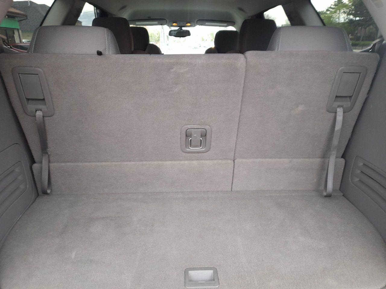 2016 Chevrolet Traverse LT-7 SEATS-ONLY 124K- BK UP CAM-USB-ALLOYS Photo