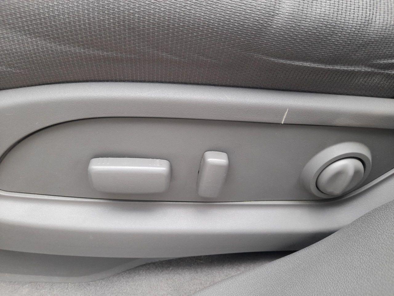 2016 Chevrolet Traverse LT-7 SEATS-ONLY 124K- BK UP CAM-USB-ALLOYS Photo