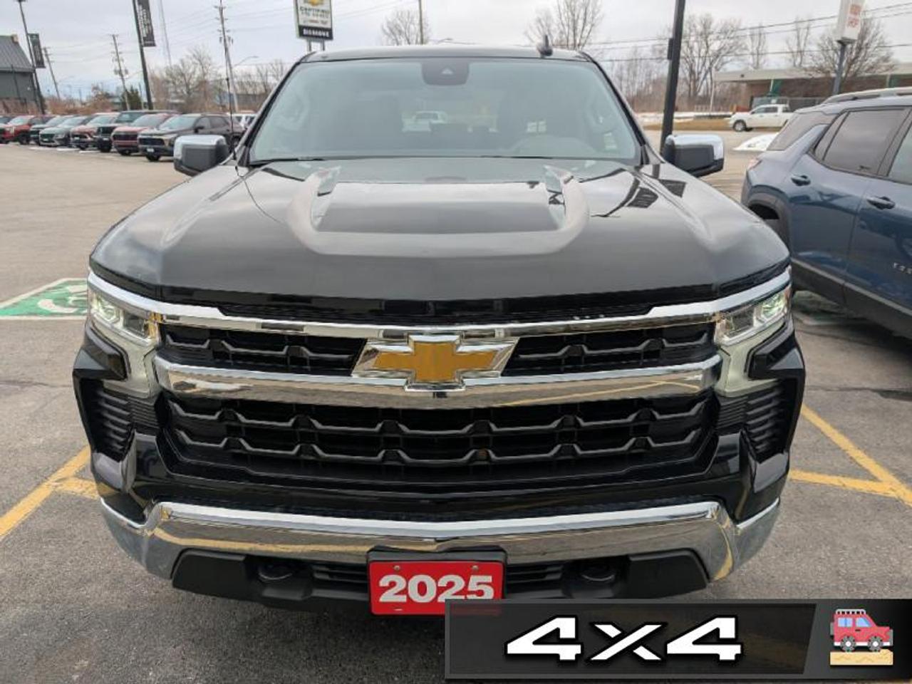 2025 Chevrolet Silverado 1500 LT Photo
