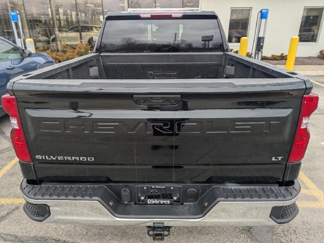 2025 Chevrolet Silverado 1500 LT Photo3