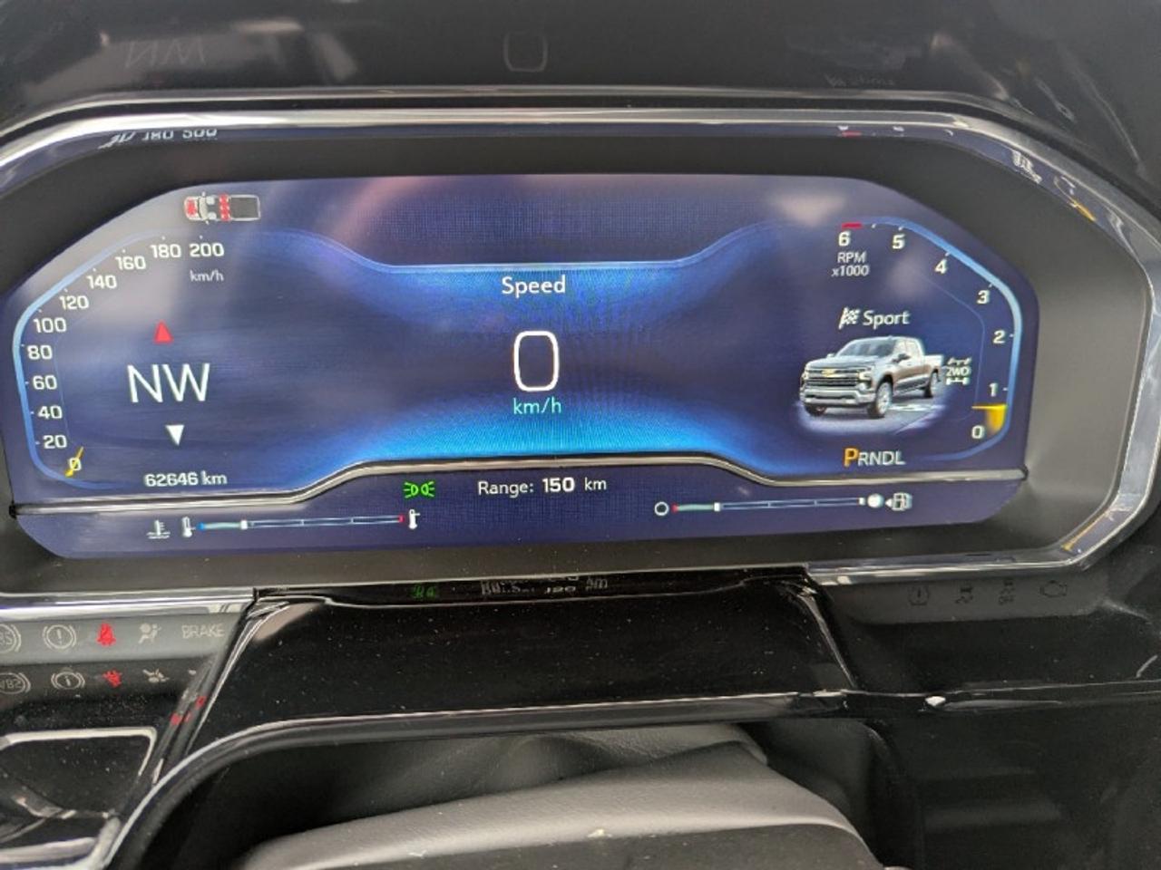 2025 Chevrolet Silverado 1500 LT Photo4