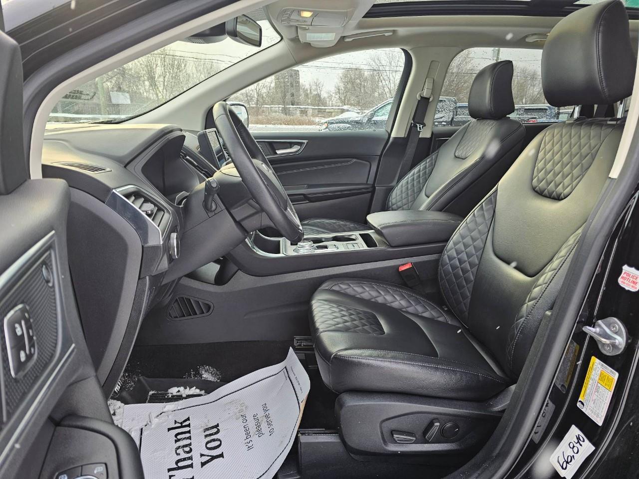 2024 Ford Edge TITANIUM 4DR ALL-WHEEL DRIVE Photo