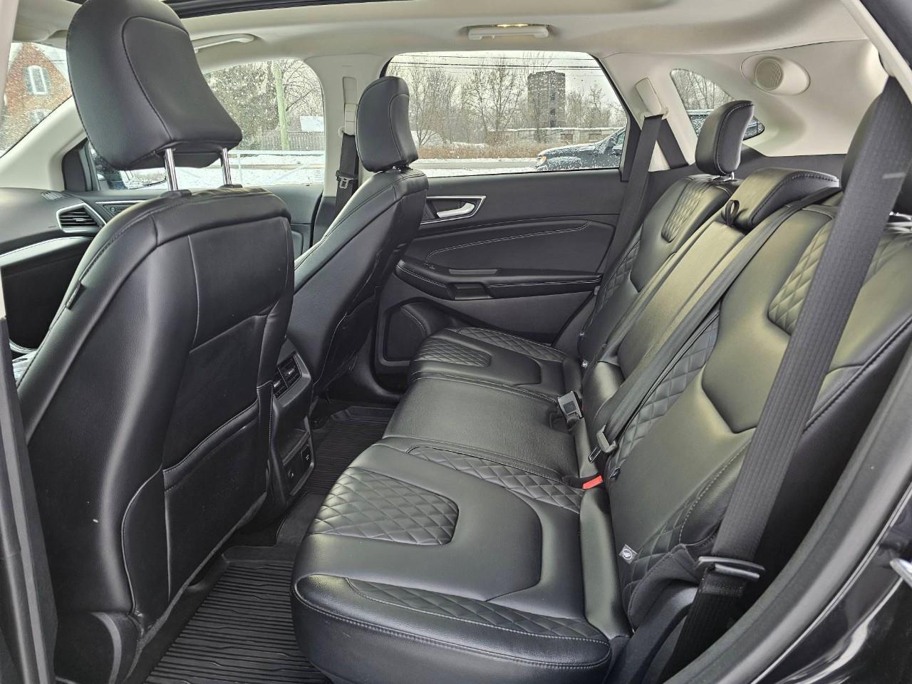 2024 Ford Edge TITANIUM 4DR ALL-WHEEL DRIVE Photo