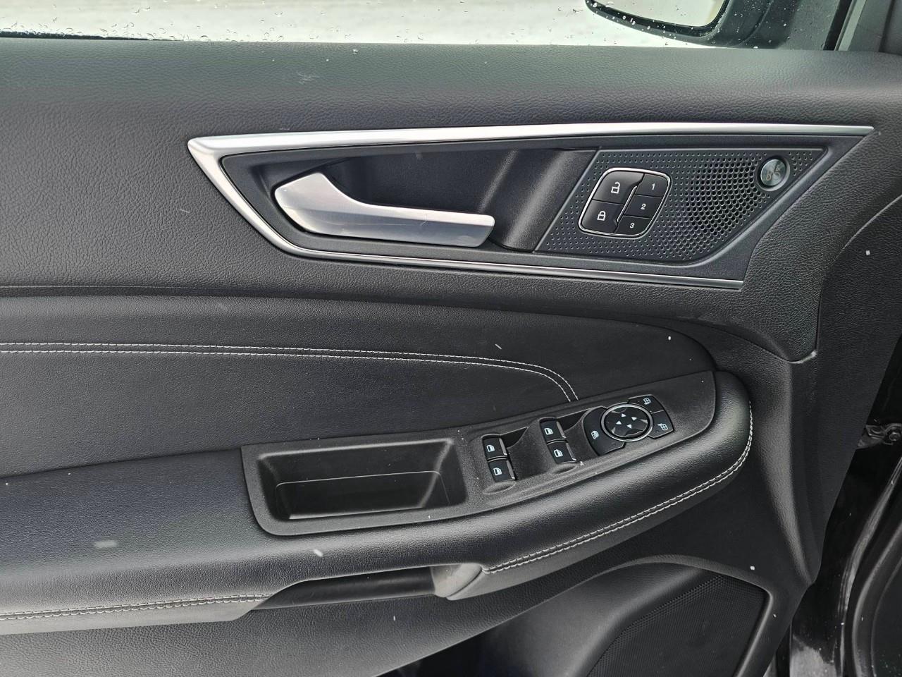 2024 Ford Edge TITANIUM 4DR ALL-WHEEL DRIVE Photo