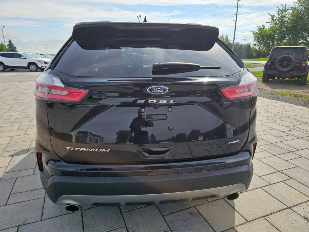 2024 Ford Edge TITANIUM 4DR ALL-WHEEL DRIVE Photo