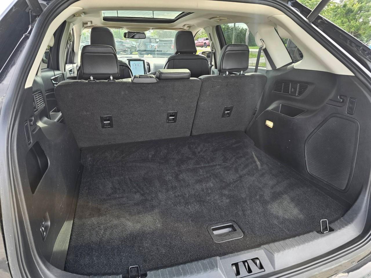 2024 Ford Edge TITANIUM 4DR ALL-WHEEL DRIVE Photo