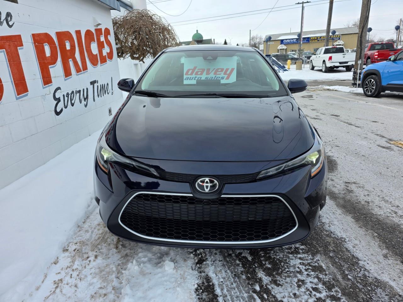 2020 Toyota Corolla XLE (CVT) 4dr Sedan Photo