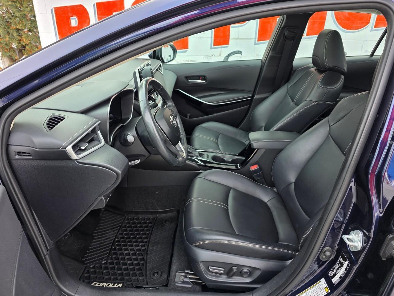 2020 Toyota Corolla XLE (CVT) 4dr Sedan Photo