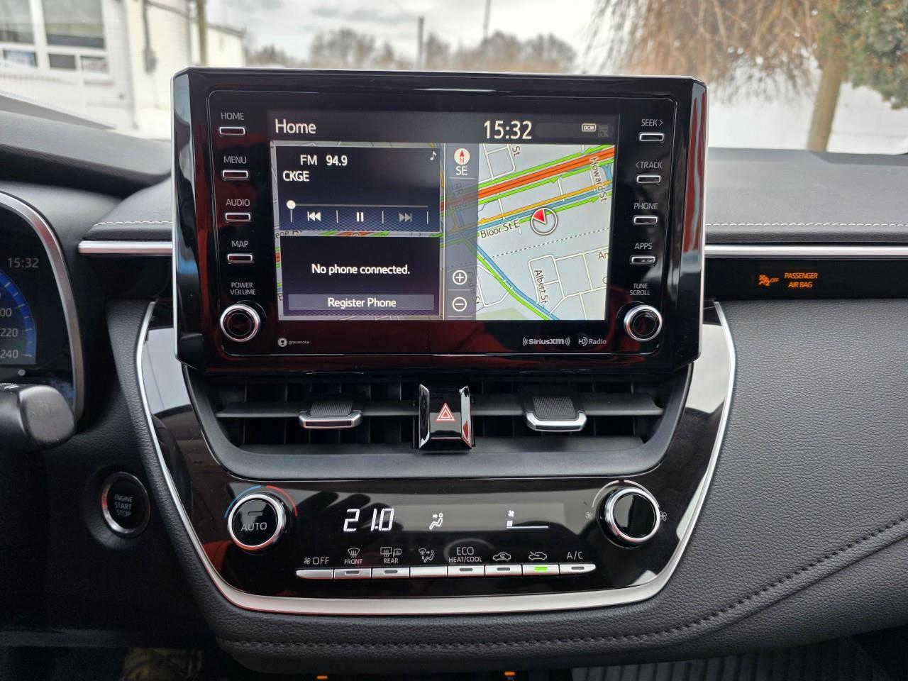 2020 Toyota Corolla XLE (CVT) 4dr Sedan Photo