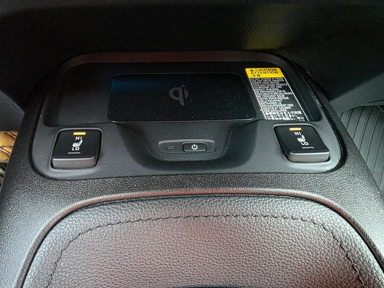 2020 Toyota Corolla XLE (CVT) 4dr Sedan Photo