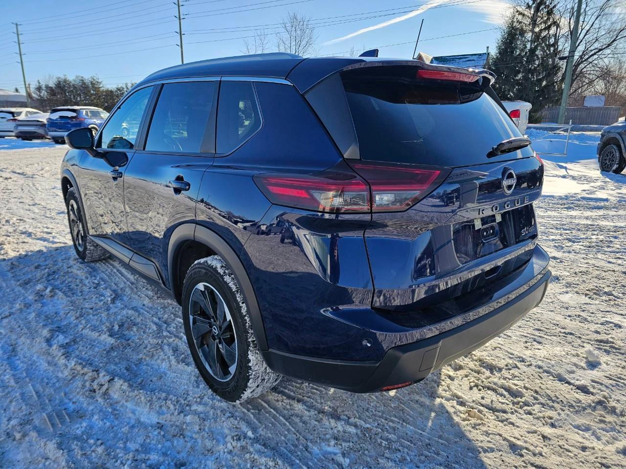 2024 Nissan Rogue SV Moonroof 4dr All-Wheel Drive Sport Utility Photo