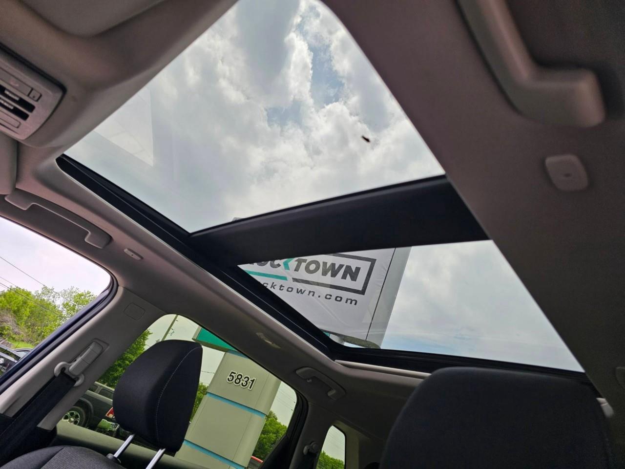 2024 Nissan Rogue SV Moonroof 4dr All-Wheel Drive Sport Utility Photo