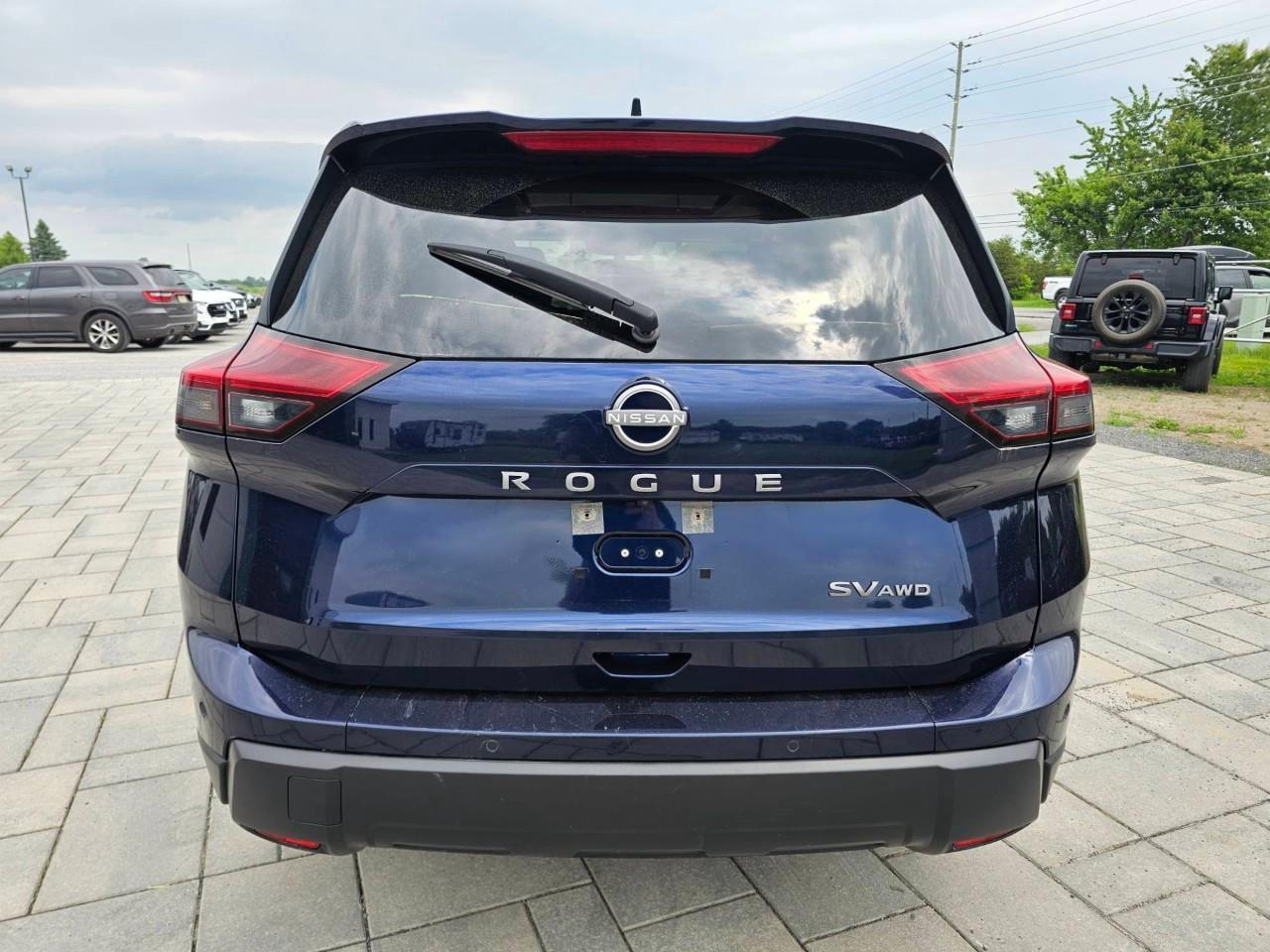2024 Nissan Rogue SV Moonroof 4dr All-Wheel Drive Sport Utility Photo