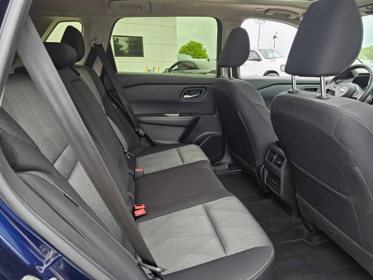 2024 Nissan Rogue SV Moonroof 4dr All-Wheel Drive Sport Utility Photo