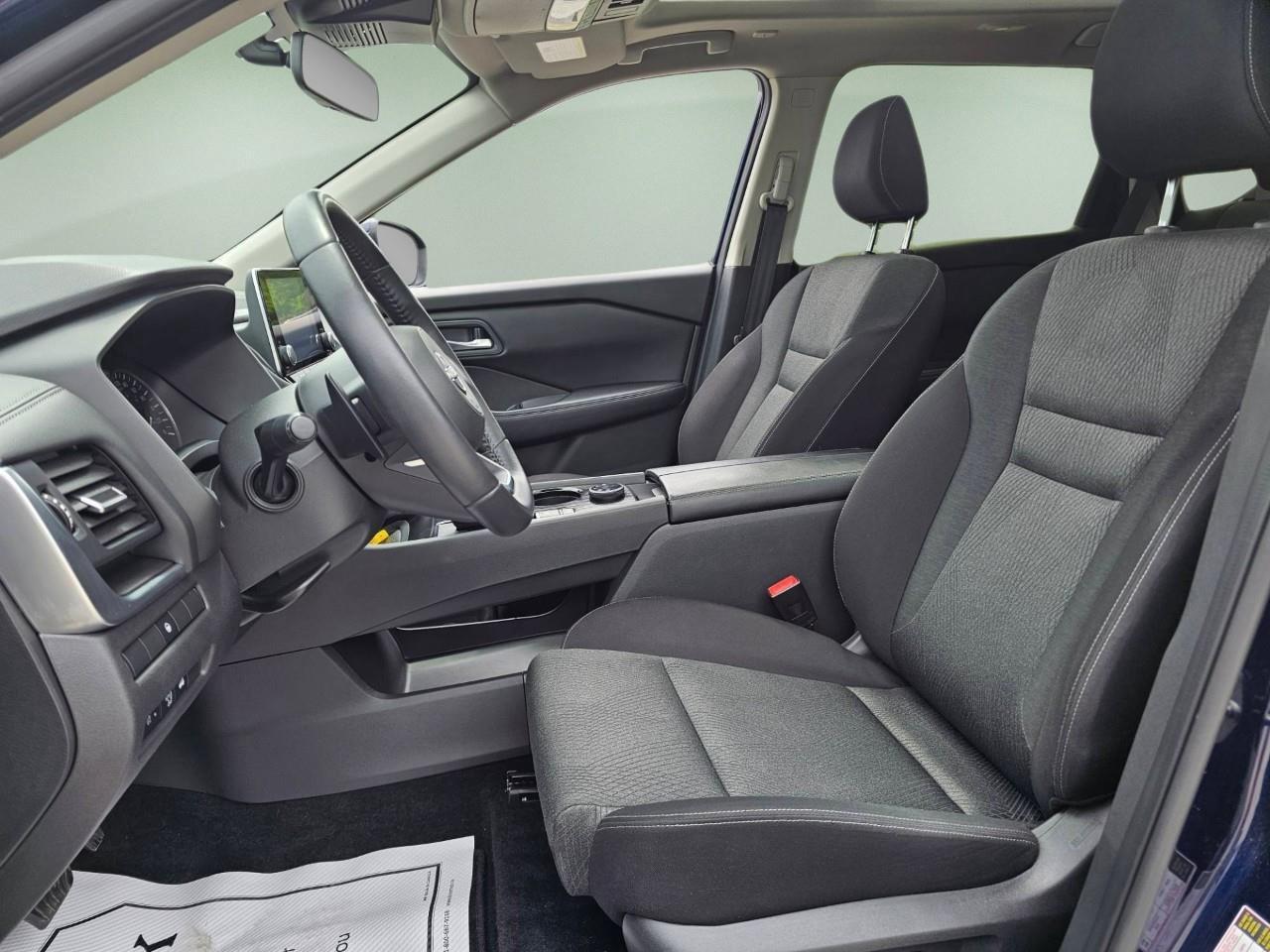 2024 Nissan Rogue SV Moonroof 4dr All-Wheel Drive Sport Utility Photo