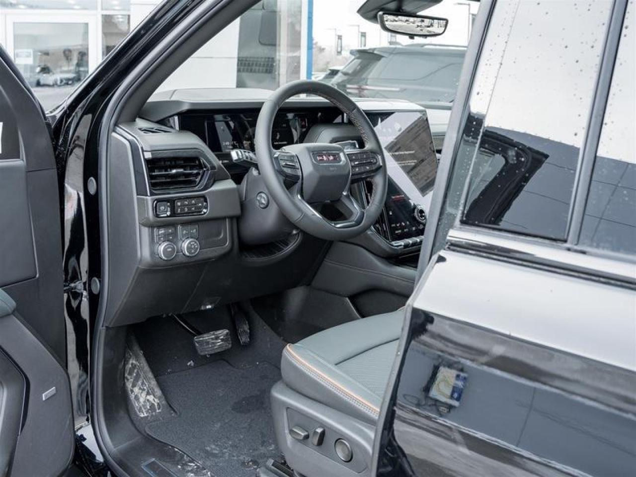 2026 GMC Yukon AT4 4dr 4x4 Photo