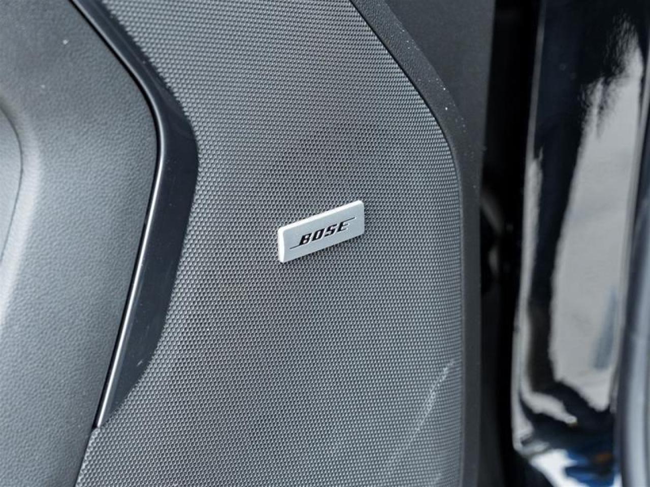 2026 GMC Yukon AT4 4dr 4x4 Photo