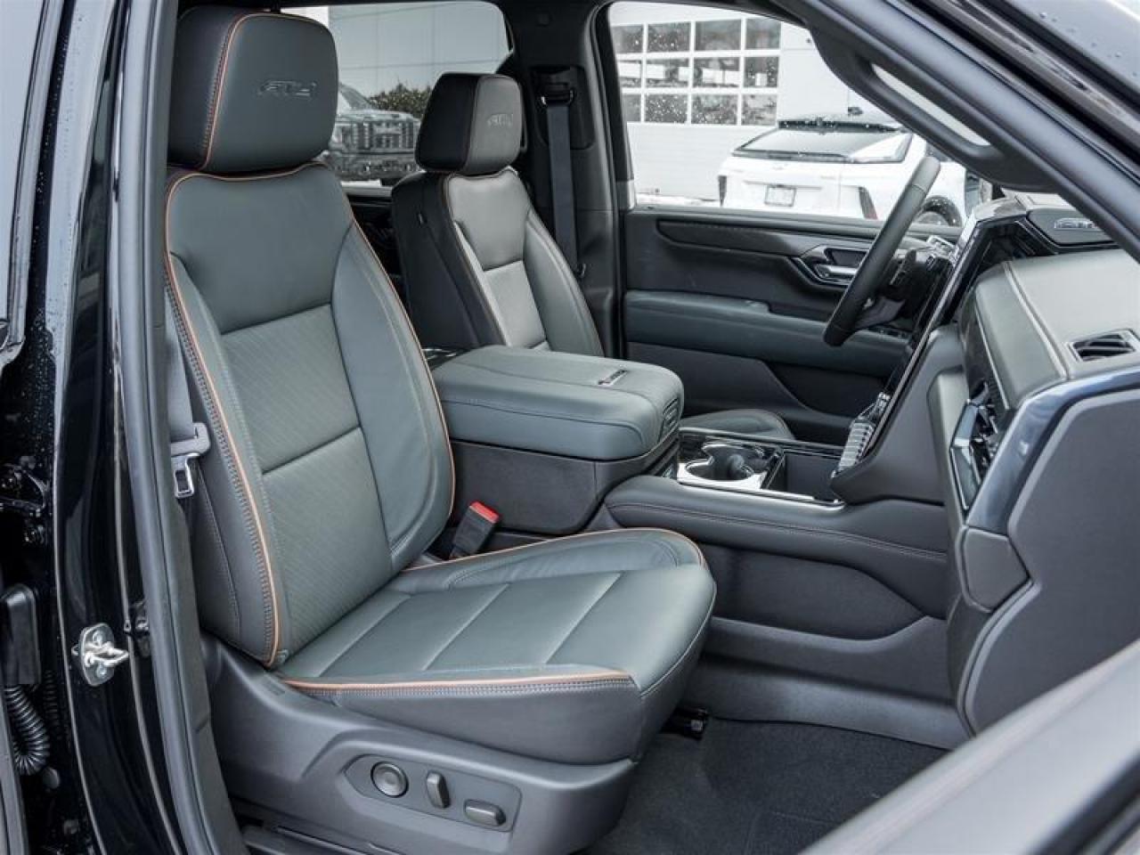 2026 GMC Yukon AT4 4dr 4x4 Photo