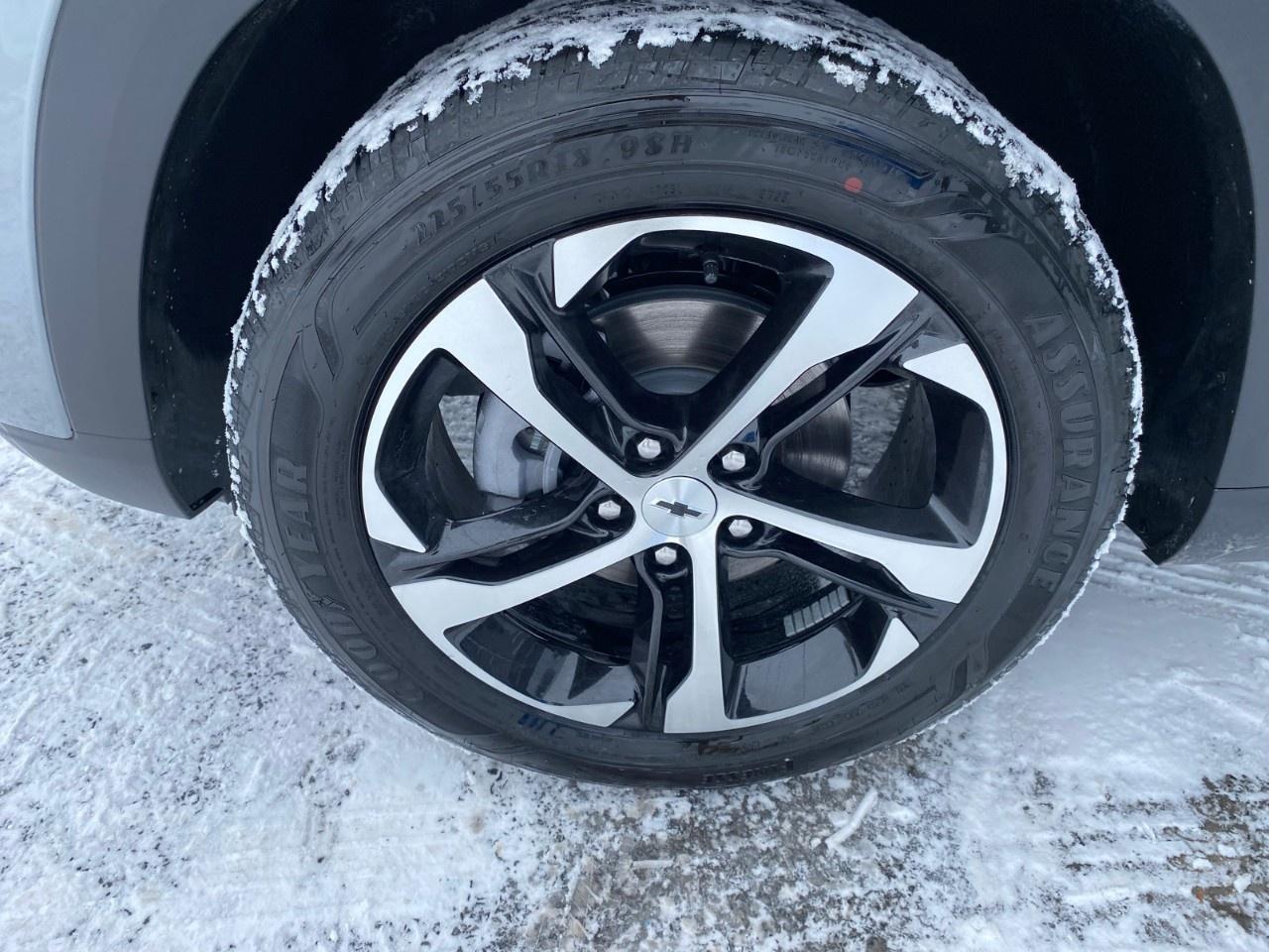 2026 Chevrolet Trax FWD 4dr 1RS Photo