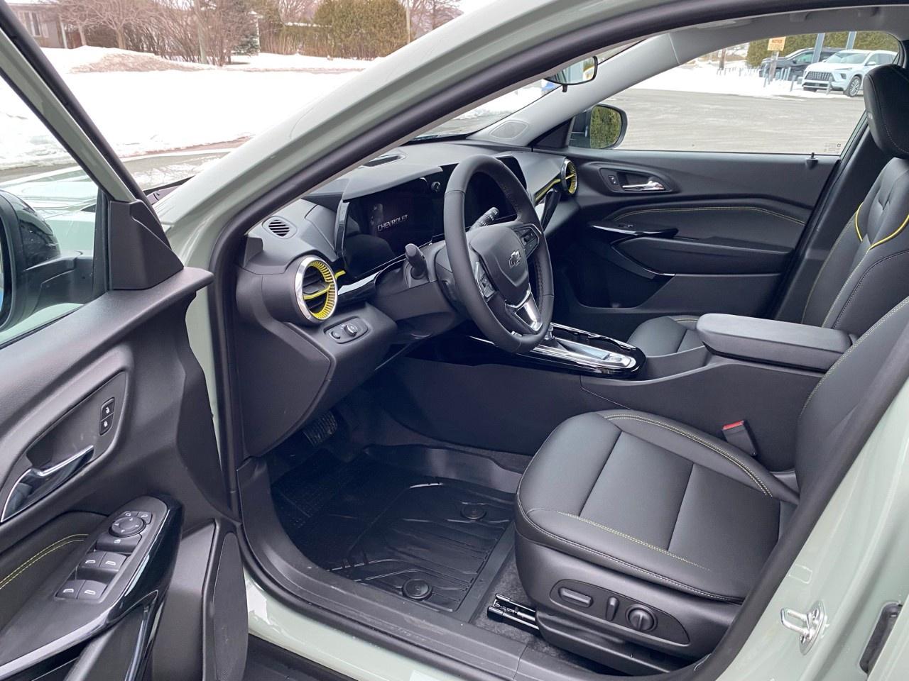 2026 Chevrolet Trax FWD 4dr ACTIV Photo