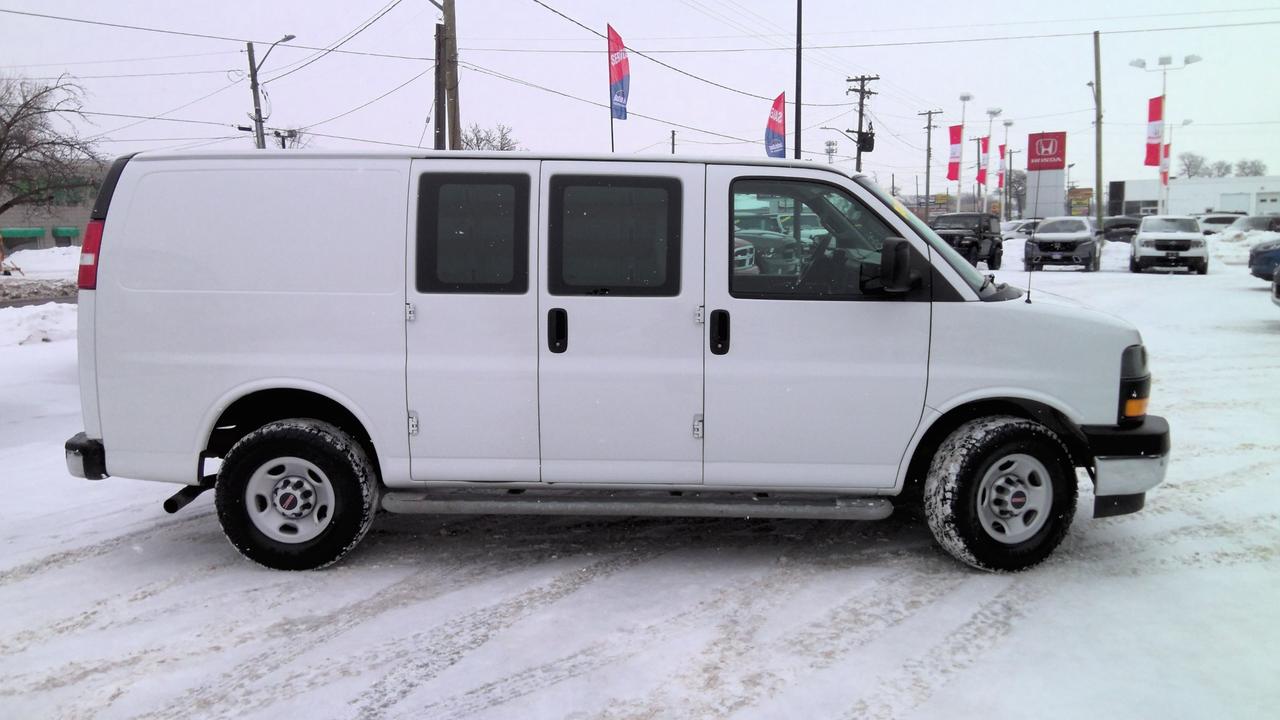 2019 GMC Savana 2500 Work Van Rear-Wheel Drive Cargo Van Photo