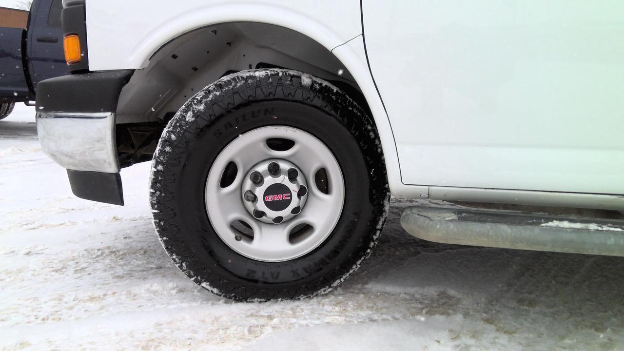 2019 GMC Savana 2500 Work Van Rear-Wheel Drive Cargo Van Photo