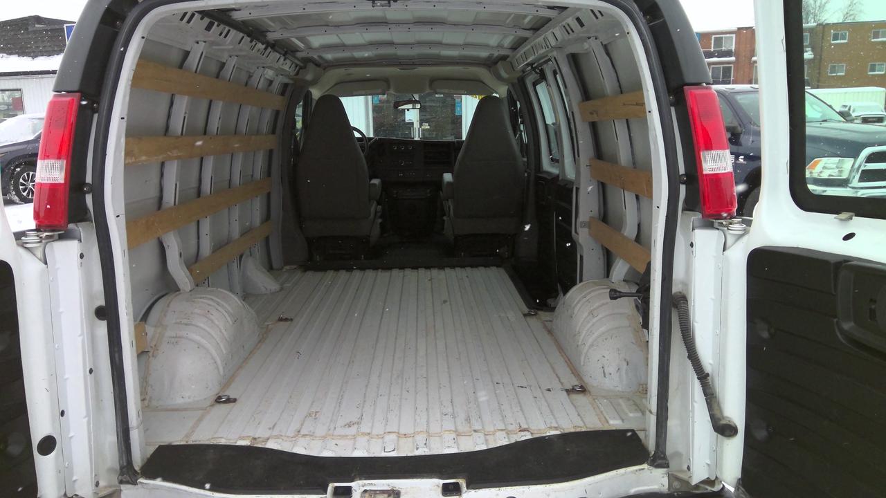 2019 GMC Savana 2500 Work Van Rear-Wheel Drive Cargo Van Photo