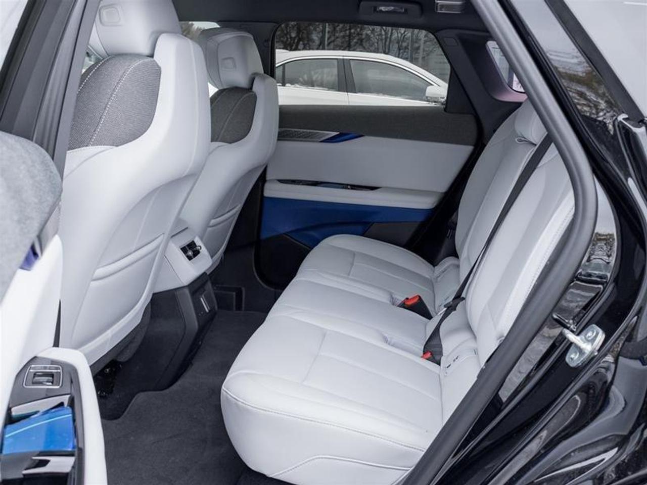 2026 Cadillac OPTIQ Luxury 4dr Photo