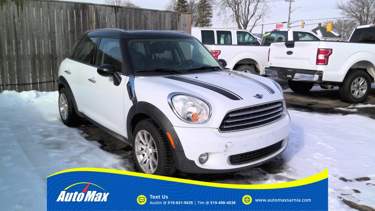 2011 MINI Cooper Countryman Base 4dr Front-Wheel Drive Sports Activity Vehicle Photo0