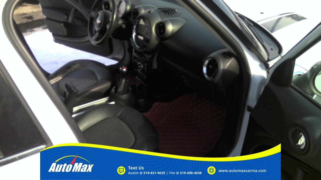 2011 MINI Cooper Countryman Base 4dr Front-Wheel Drive Sports Activity Vehicle Photo