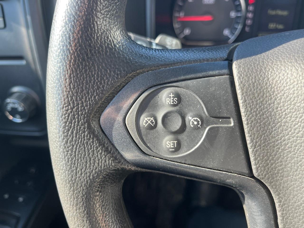 2018 GMC Sierra 1500 4WD Crew Cab Short Box Photo