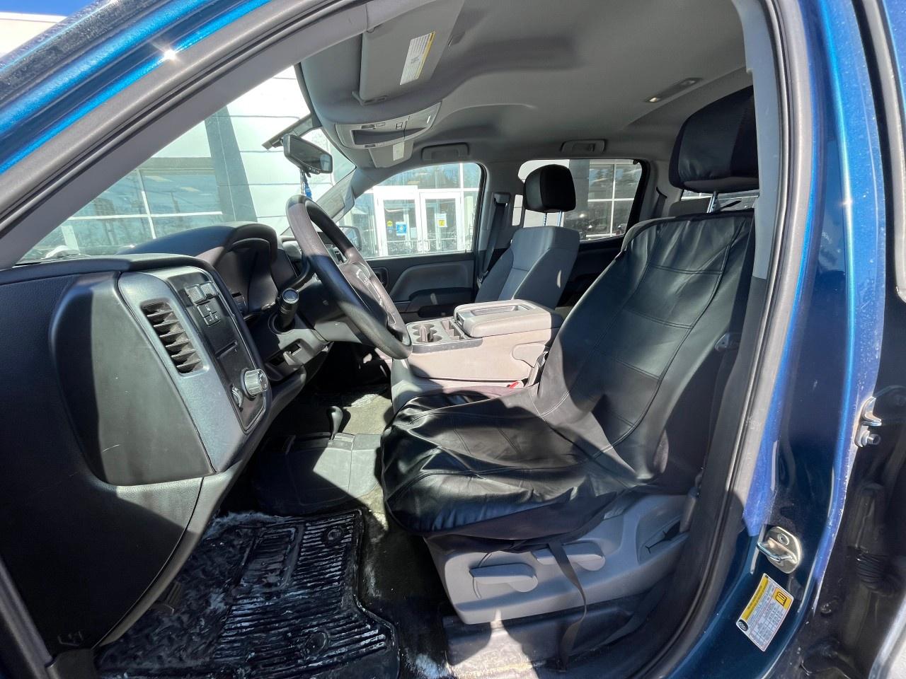 2018 GMC Sierra 1500 4WD Crew Cab Short Box Photo