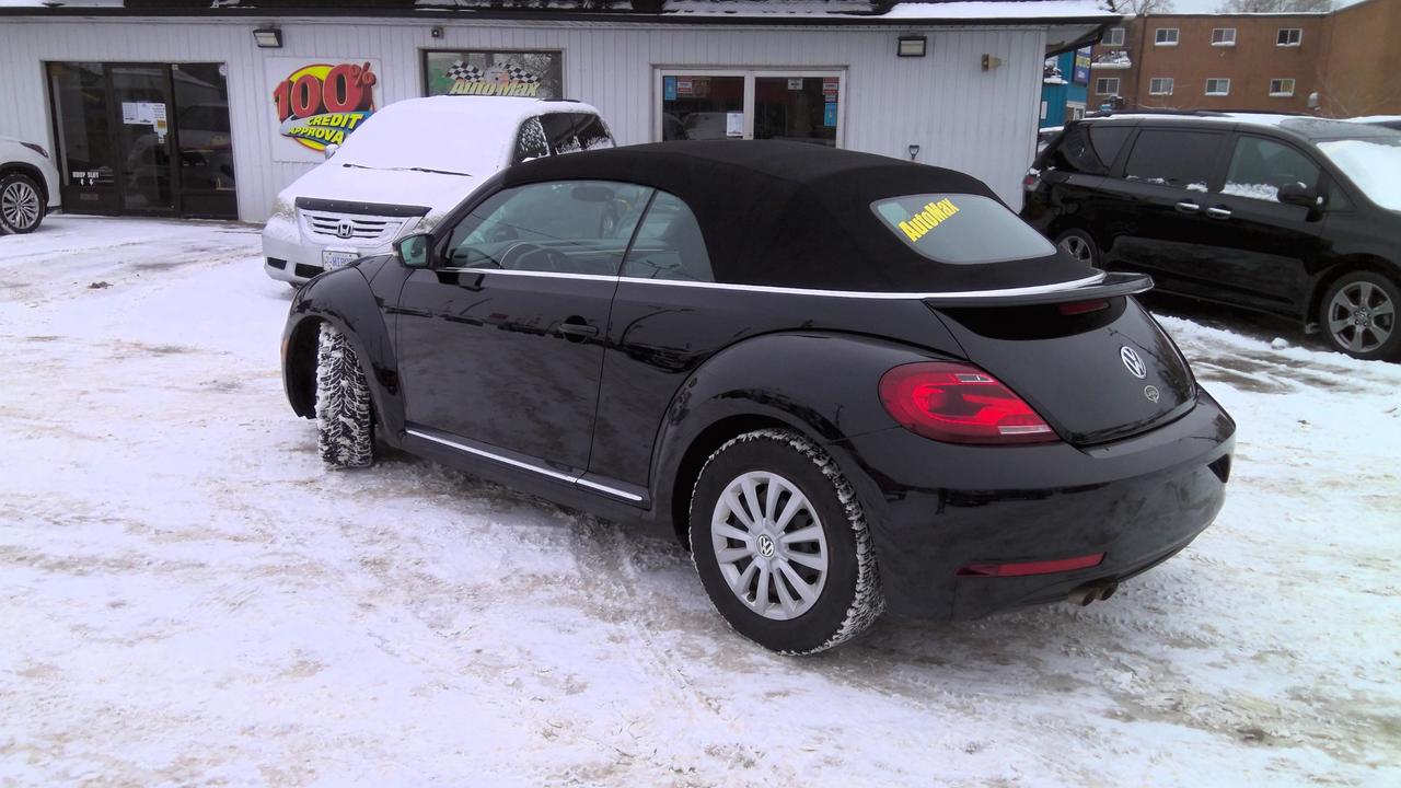 2018 Volkswagen Beetle 2.0 TSI Trendline 2dr Convertible Photo