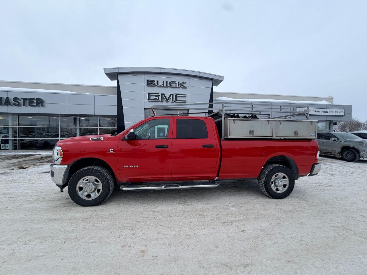 2019 RAM 2500 Tradesman 4x4 Crew Cab 8' Box Photo