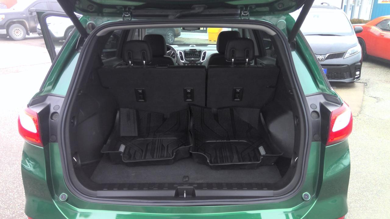 2018 Chevrolet Equinox Premier Front-Wheel Drive Photo