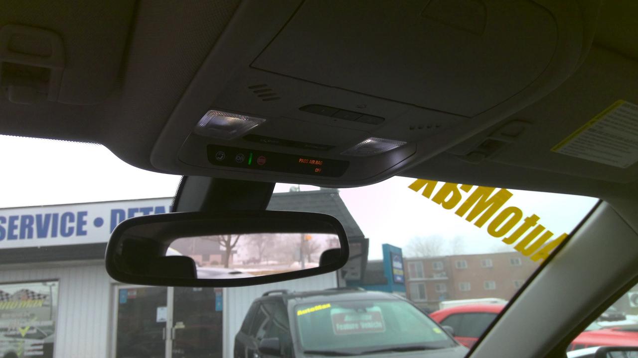 2018 Chevrolet Equinox Premier Front-Wheel Drive Photo