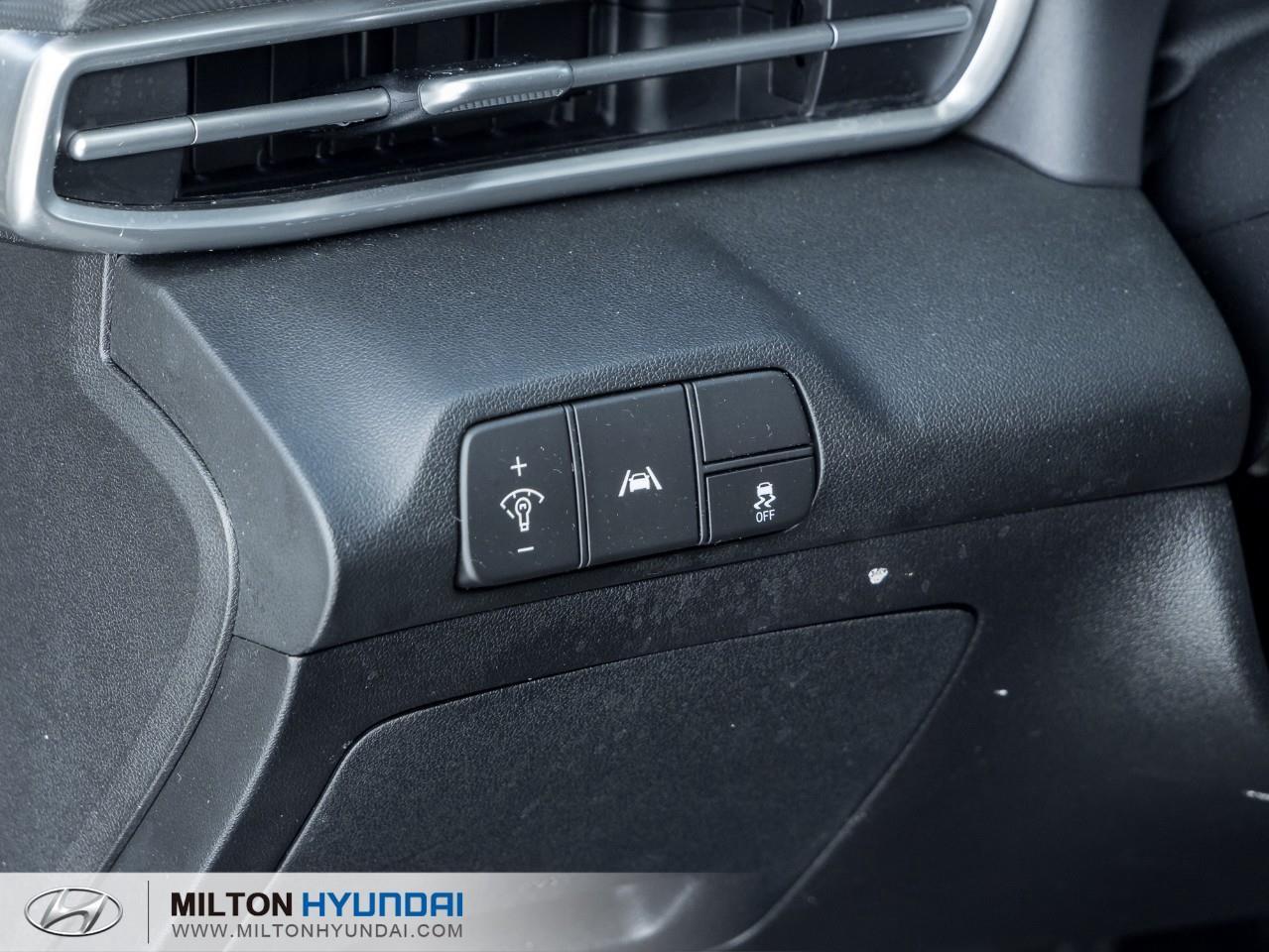 2023 Hyundai Elantra PREFERRED 4DR SEDAN Photo