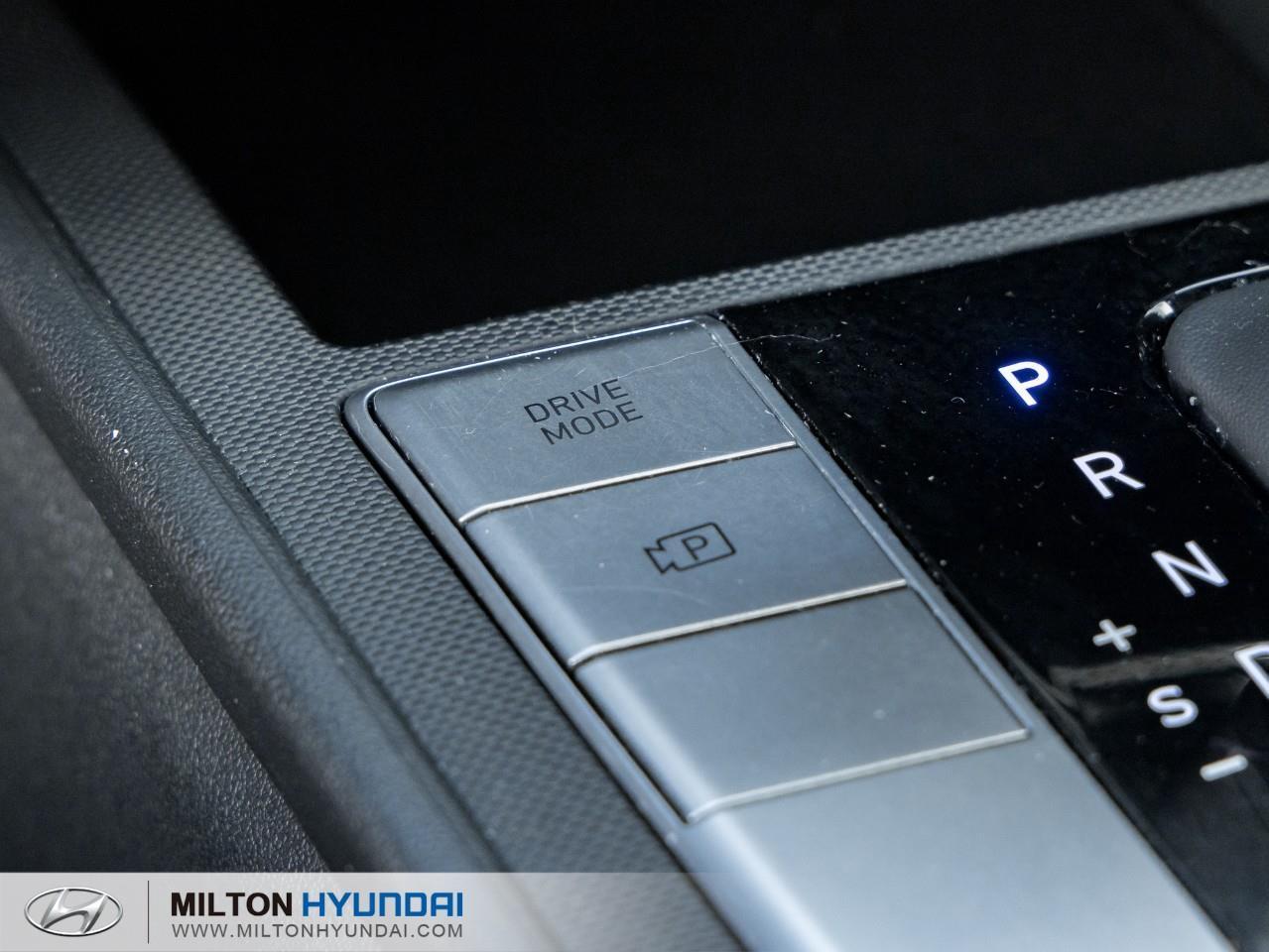 2023 Hyundai Elantra PREFERRED 4DR SEDAN Photo