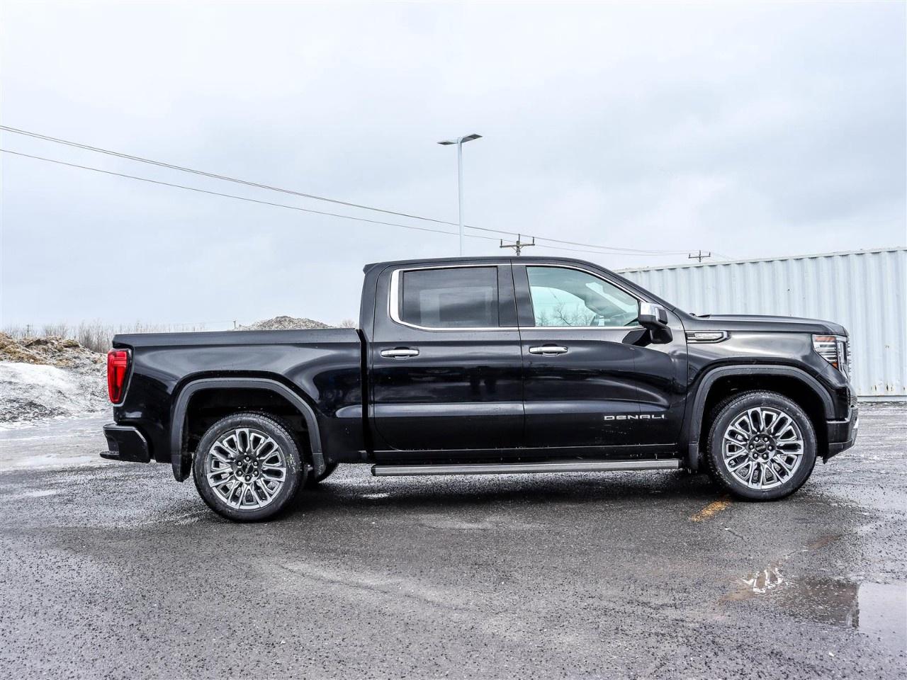 2026 GMC Sierra 1500 Crew Cab Short Box 4-Wheel Drive Denali Ultimate Photo