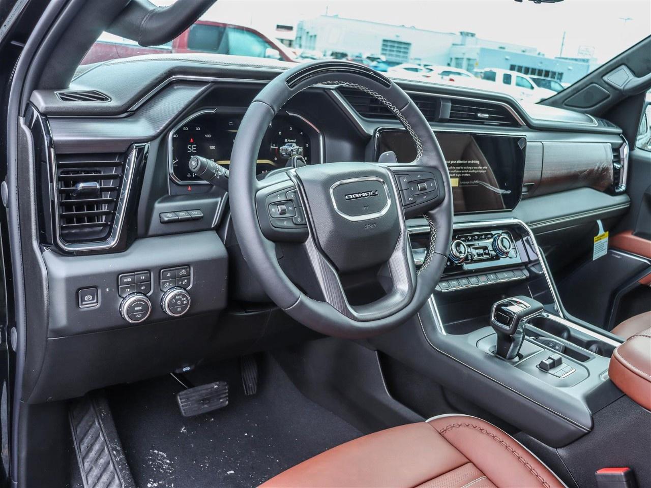 2026 GMC Sierra 1500 Crew Cab Short Box 4-Wheel Drive Denali Ultimate Photo