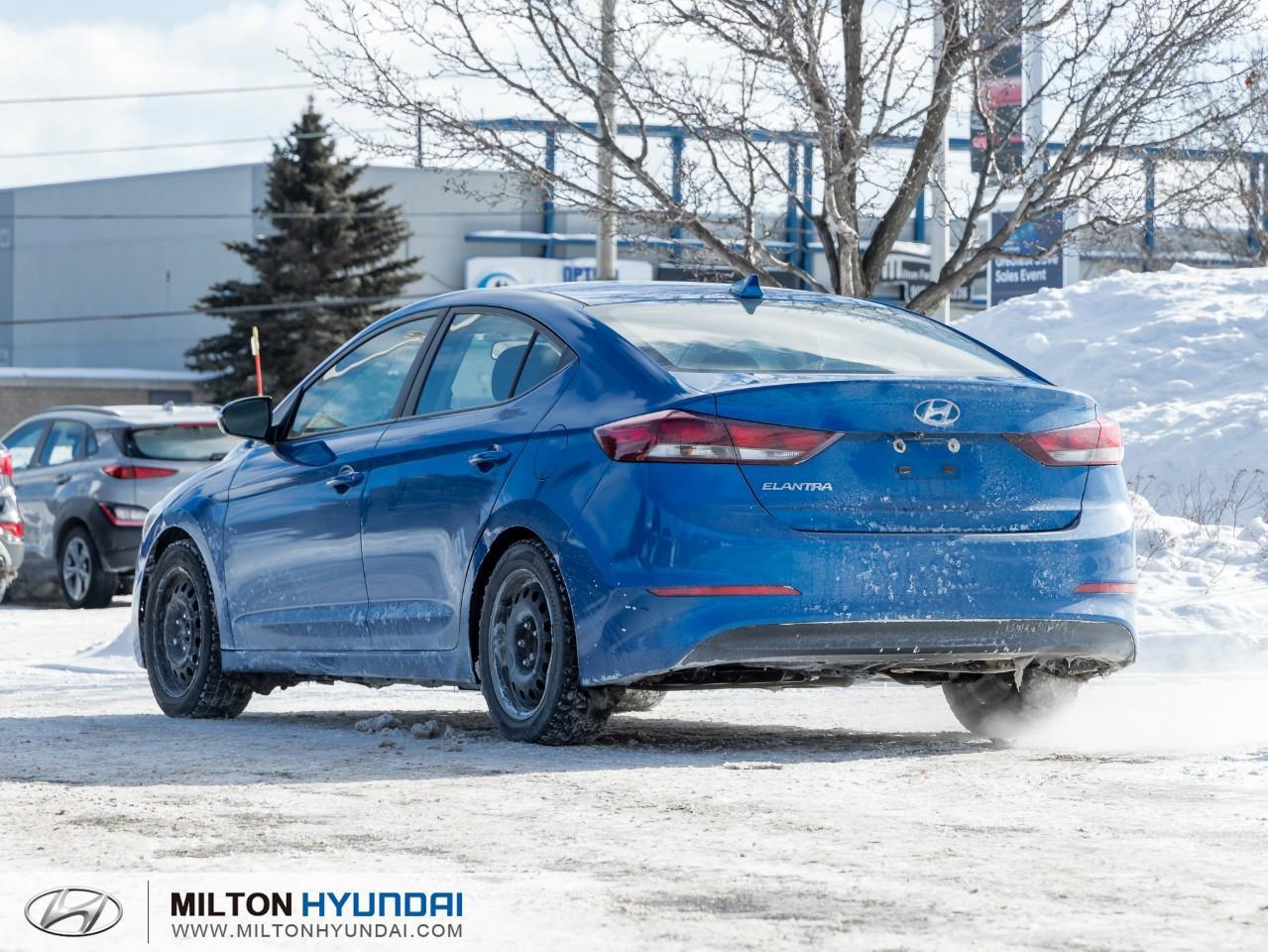 2017 Hyundai Elantra GLS (A6) 4dr Sedan Photo