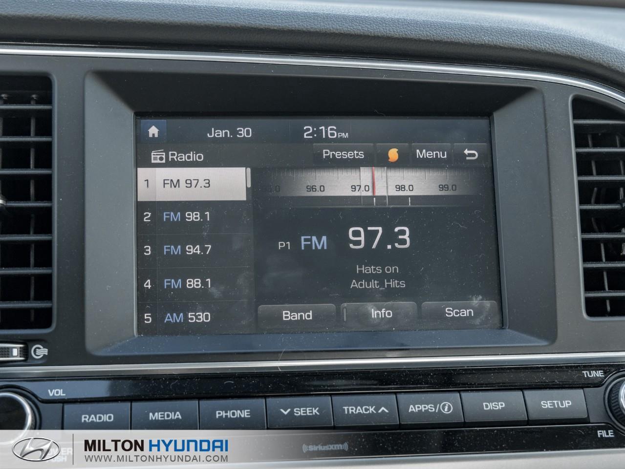 2017 Hyundai Elantra GLS (A6) 4dr Sedan Photo