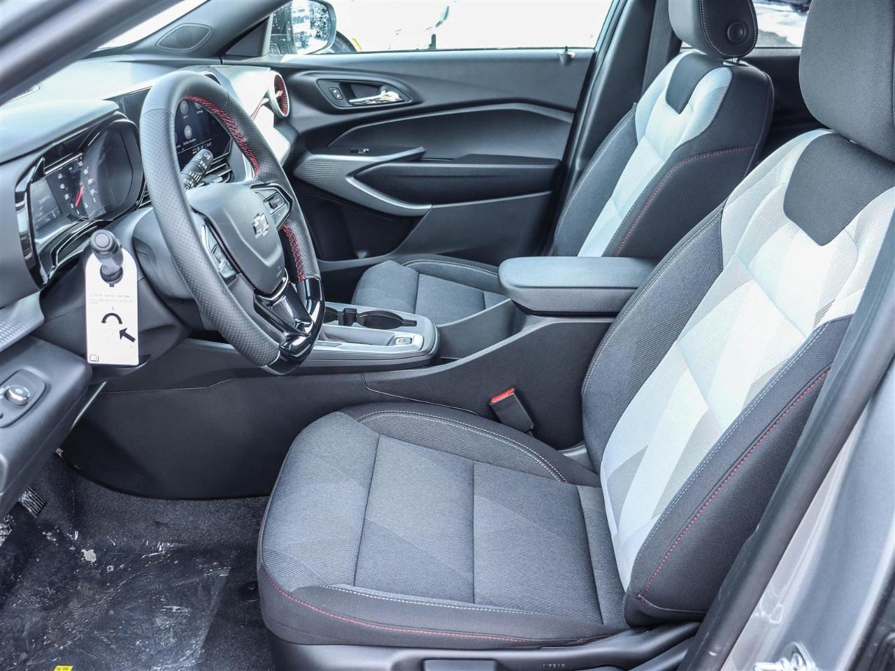 2026 Chevrolet Trax FWD 4dr 1RS Photo
