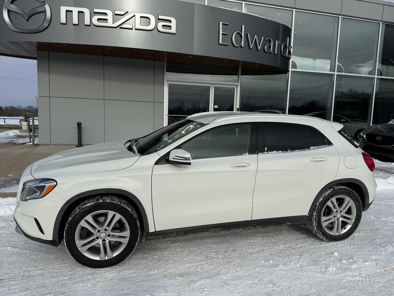 2015 Mercedes-Benz GLA-Class Base GLA 250 4dr All-Wheel Drive 4MATIC Photo
