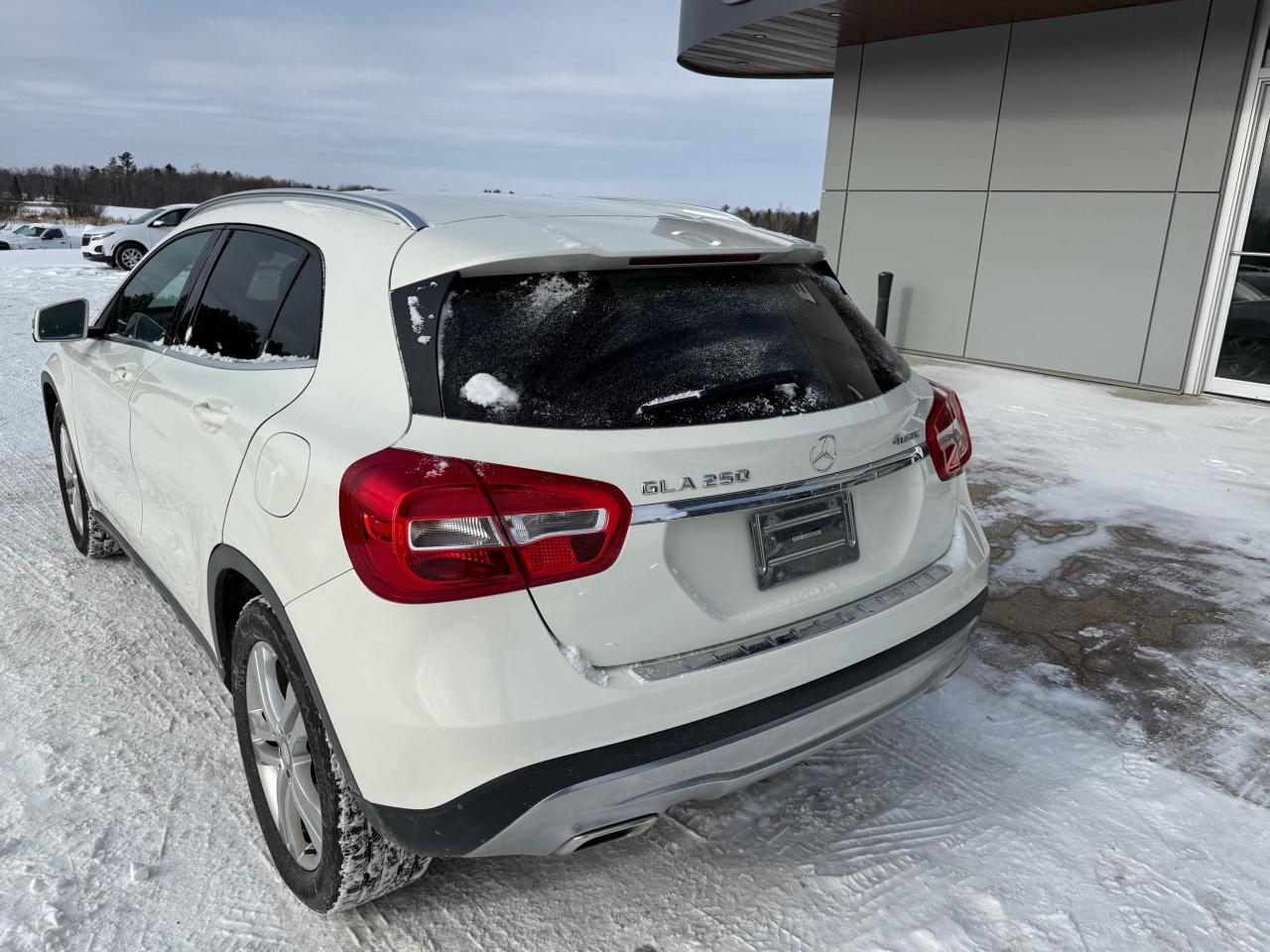 2015 Mercedes-Benz GLA-Class Base GLA 250 4dr All-Wheel Drive 4MATIC Photo