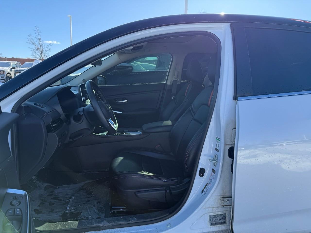 2022 Nissan Sentra SR Midnight Edition 4dr Sedan Photo