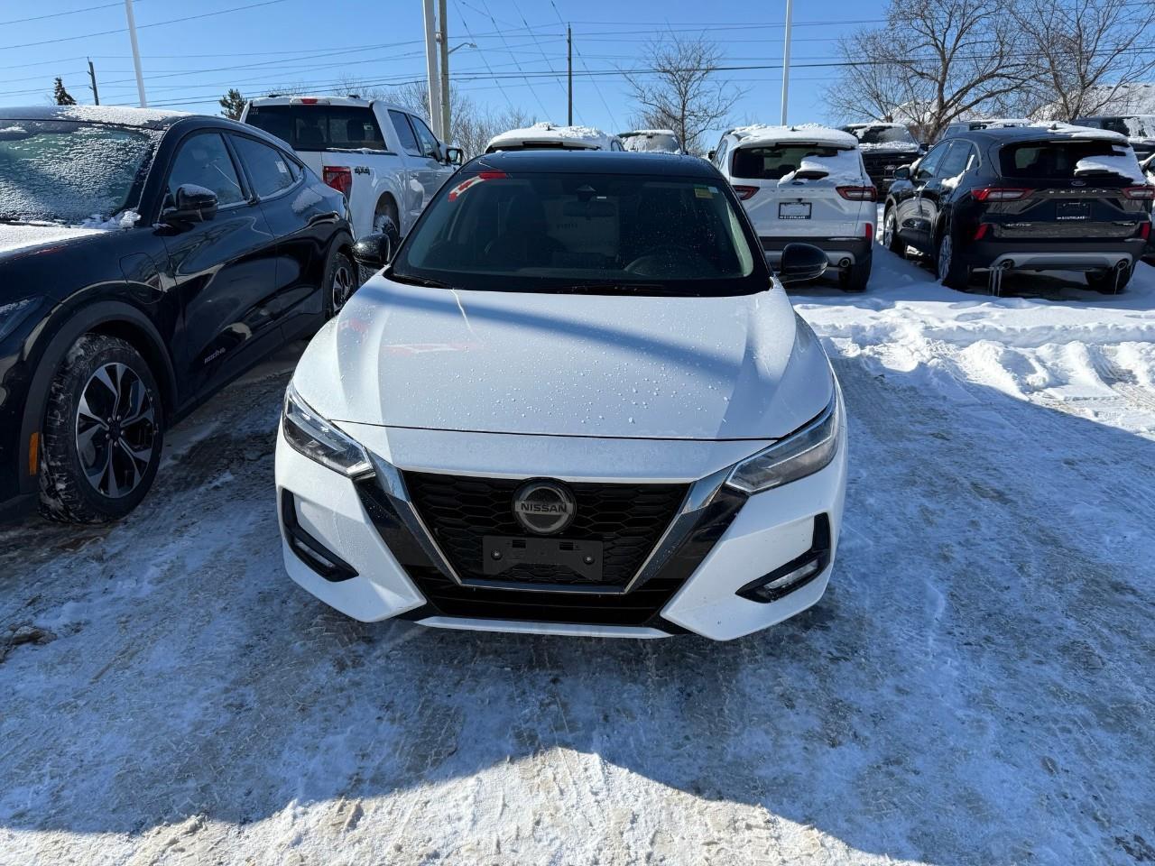 2022 Nissan Sentra SR Midnight Edition 4dr Sedan Photo