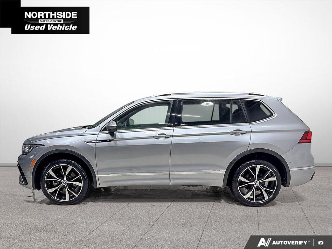 2023 Volkswagen Tiguan Highline R-LINE 4dr All-wheel Drive 4MOTION Photo