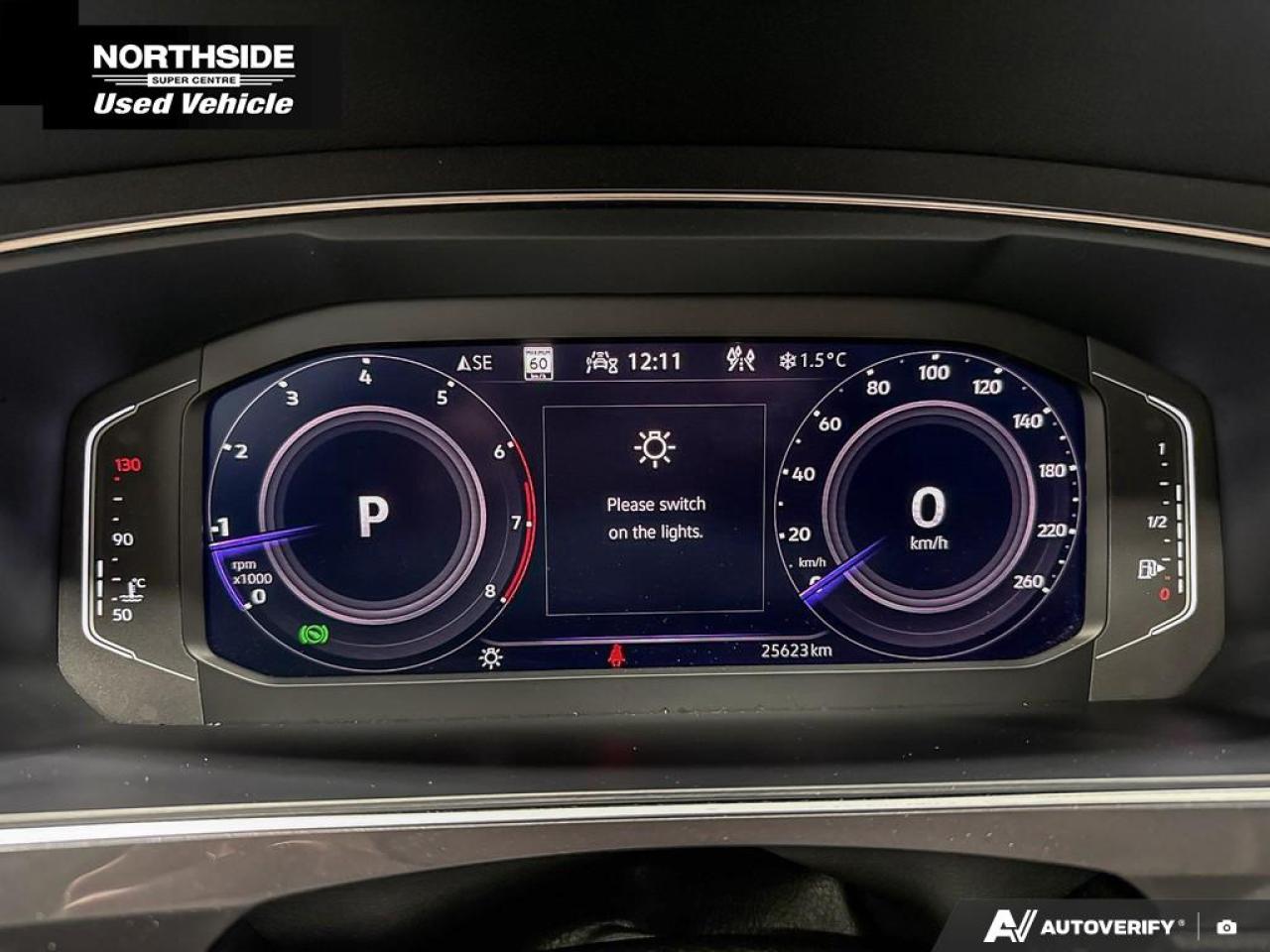 2023 Volkswagen Tiguan Highline R-LINE 4dr All-wheel Drive 4MOTION Photo