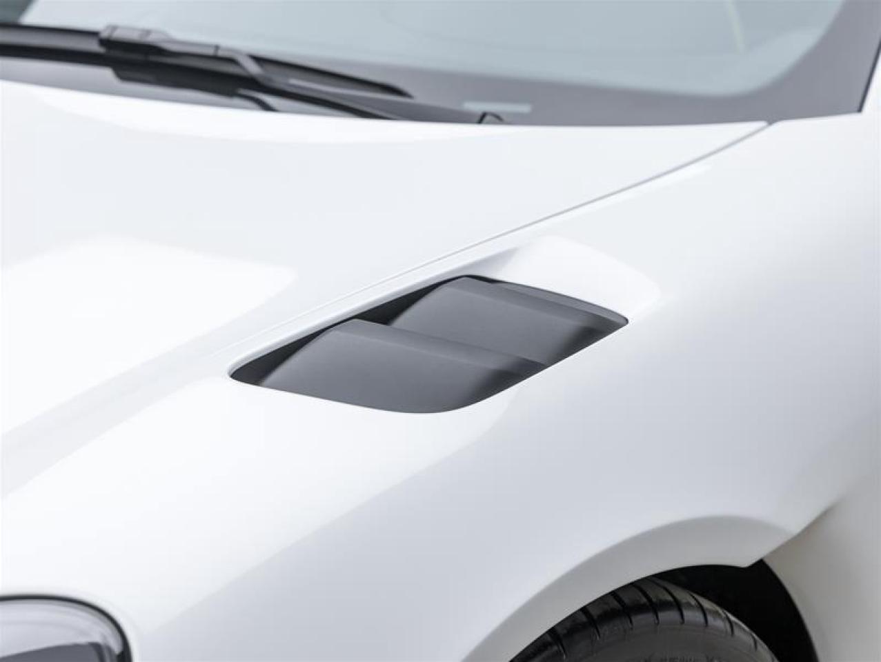 2025 Porsche 718 Spyder  Photo